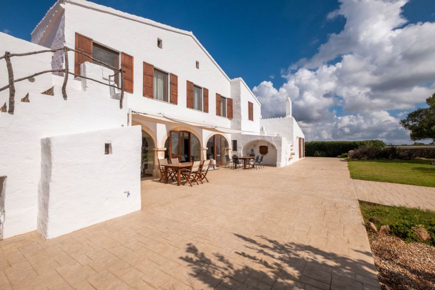 Establecimientos únicos en enclaves no masificados